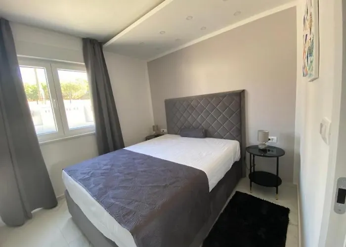 Luksusowy Z Podgrzewanym Basenem I Widokiem Na Morze Appartement *