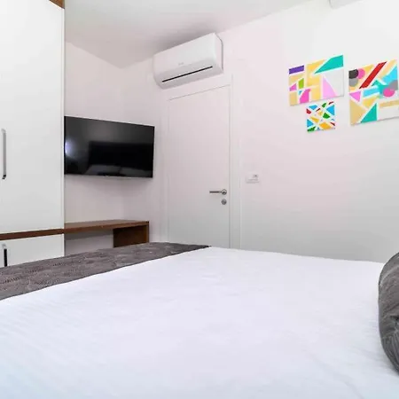 Luksusowy Z Podgrzewanym Basenem I Widokiem Na Morze