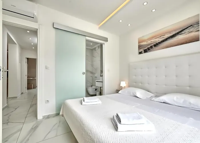 Apartmán Luksusowy Z Podgrzewanym Basenem I Widokiem Na Morze Trogir